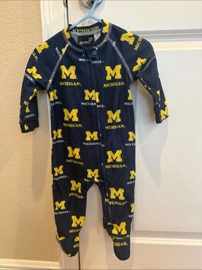 University of Michigan  Navy and Yellow Baby Footed One-Piece Sleeper